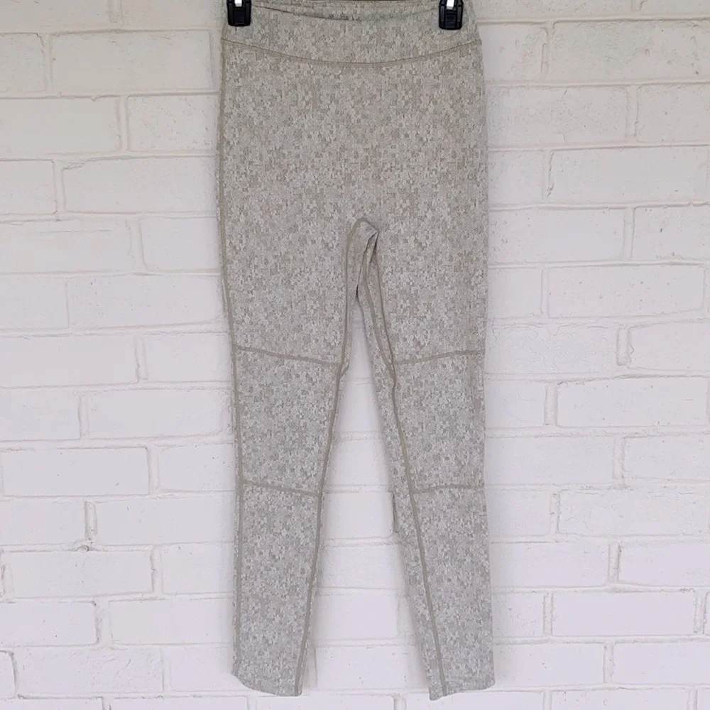 GYMSHARK | Fleur Texture Leggings M - Picture 3 of 11